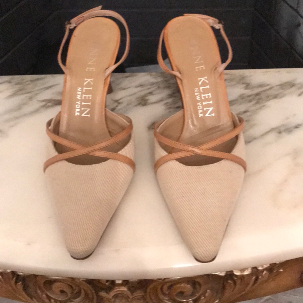 Anne Klein NY beige tweed sling back pumps 5.5 $20
